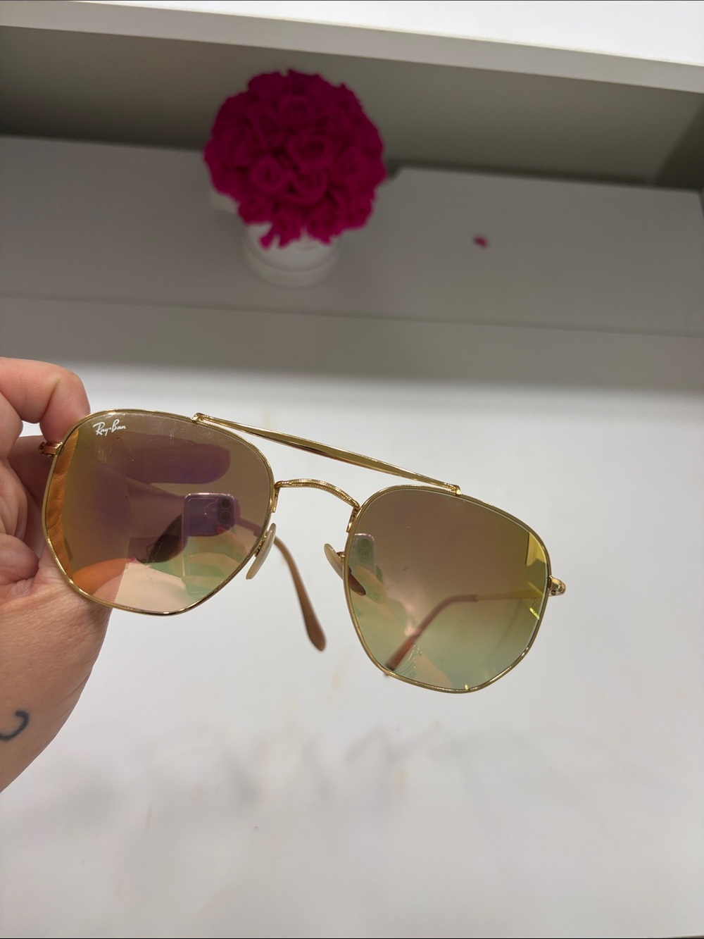 Ray-Ban Women’s Gold Frame Mirrored Gradient Sunglasses - Pink/Gold